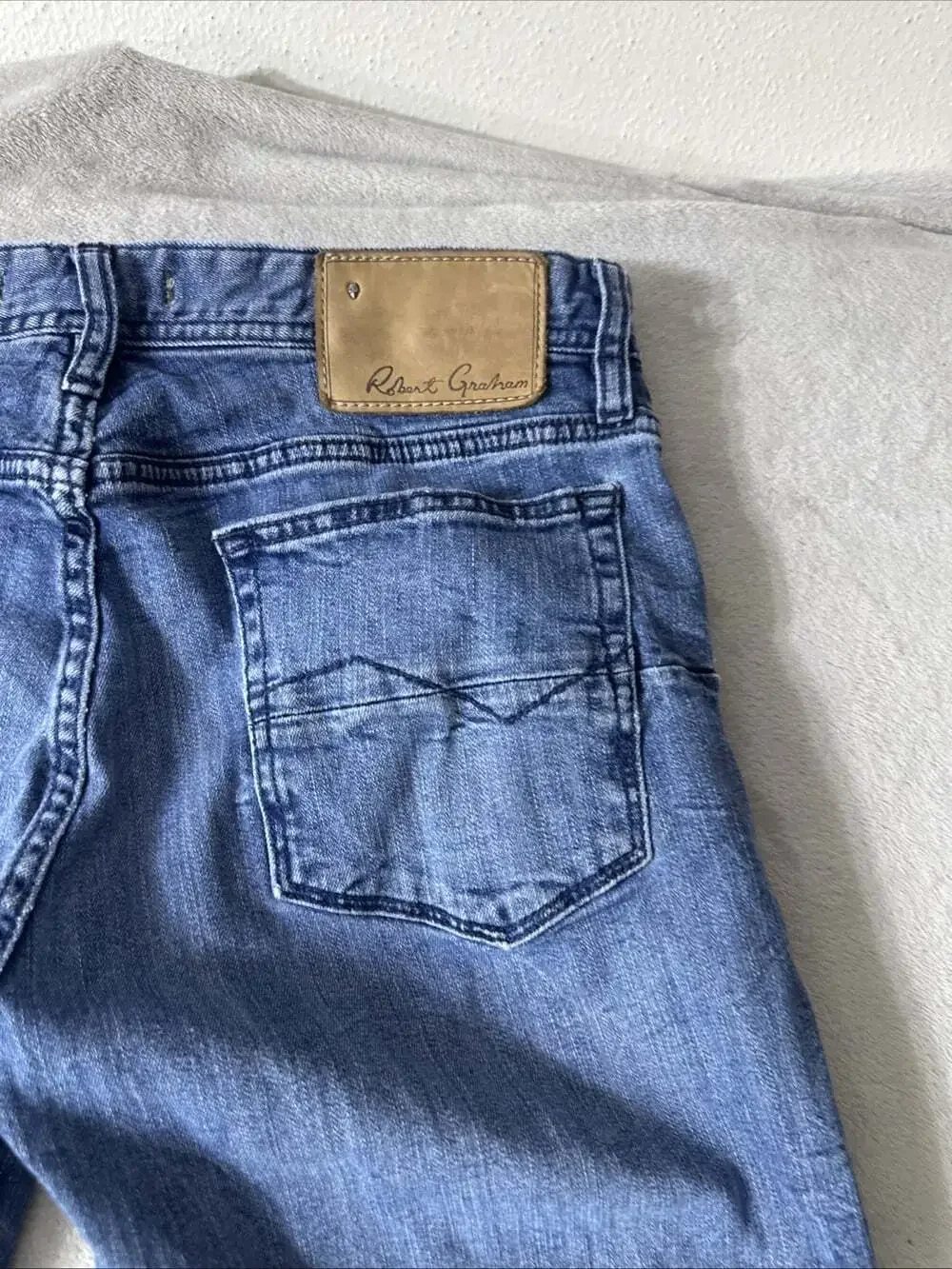 Robert Graham Men’s Jeans 32x32 Blue Denim Straight Leg Medium Wash